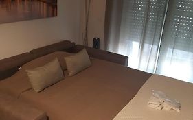 Michelangelo Airport Suite Room